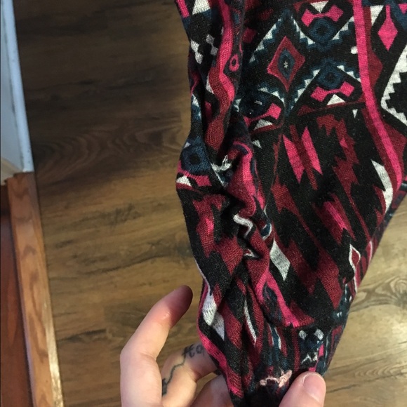 Aztec shirt - Picture 3 of 4