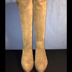 NEW Frye Bari suede boots