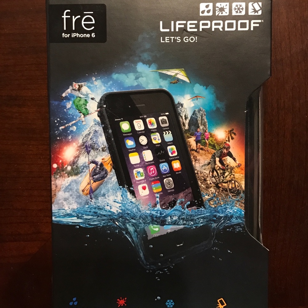 Black iPhone 6 Frē life proof case