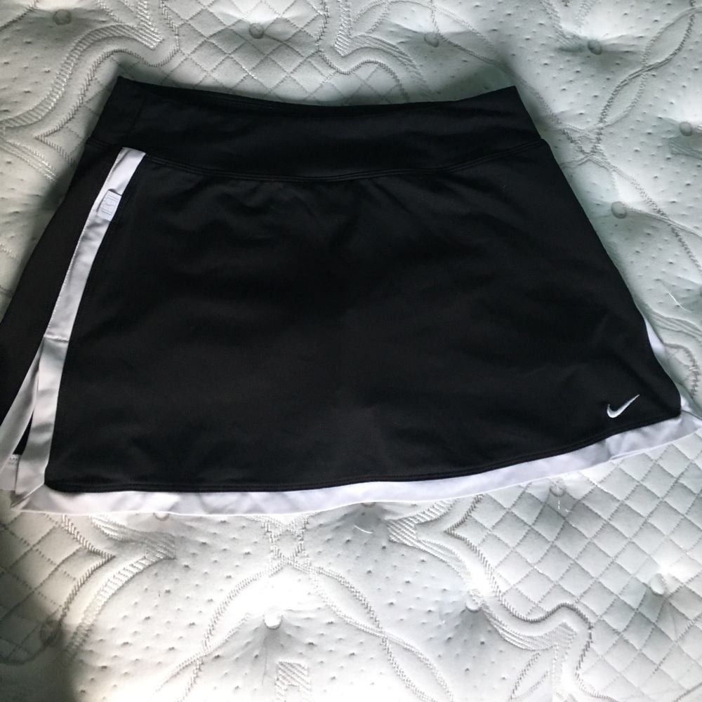 Nike dri fit tennis skirt