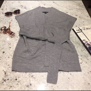 Banana Republic 100% wool sweater sleeveless