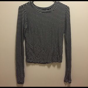 Black and white long sleeve shirt