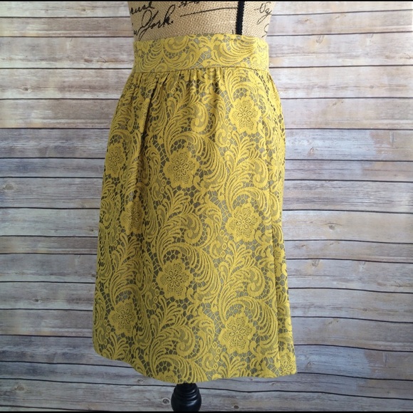 Tibi Golden BRONZE lace print skirt sz 2 - Picture 4 of 4