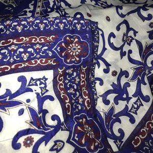 Floral/Paisley Designed Crop