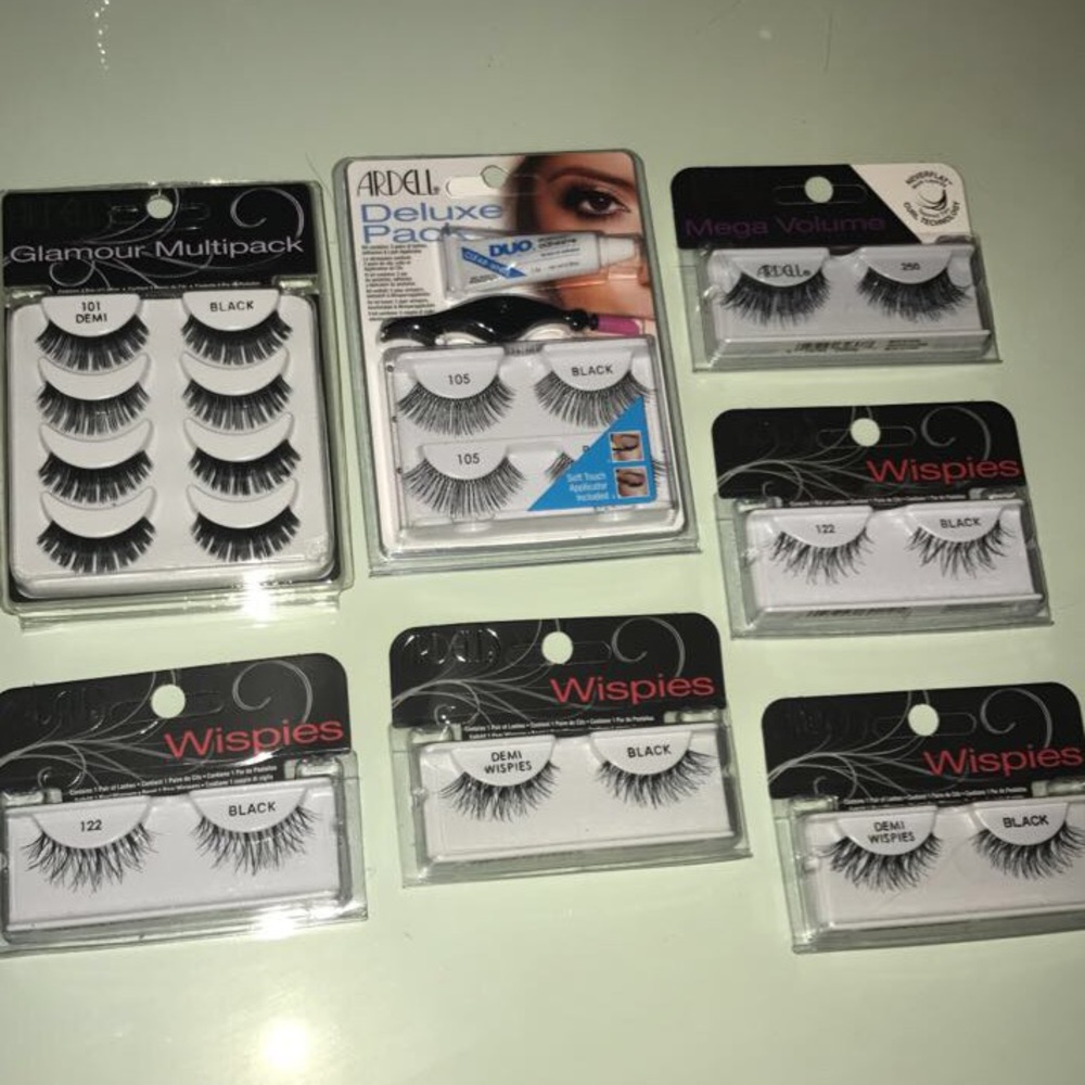 Eyelashes brand new