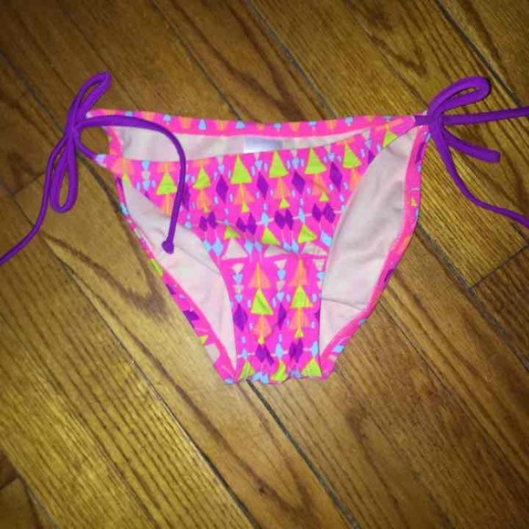 Bikini bottom bundle - Picture 3 of 4