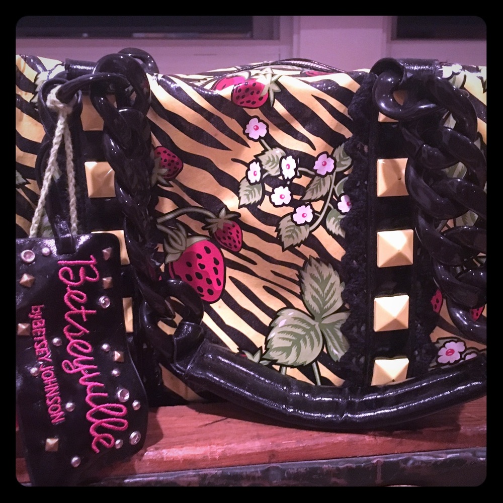 Vintage Betsey Johnson Bag📺👛🕰⌛️