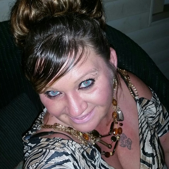 Meet your Posher, Tasha - Picture 1 of 1