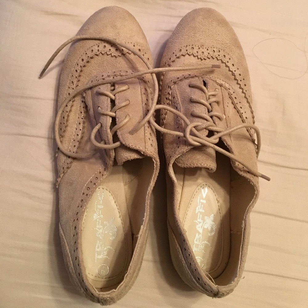 Nude shoes