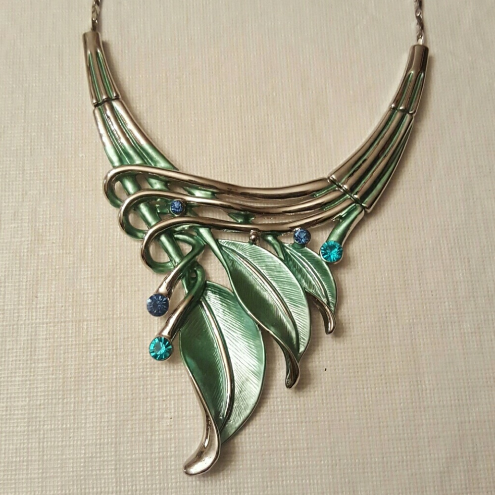 Rhythmical Ombre Feather Necklace & Earring Set