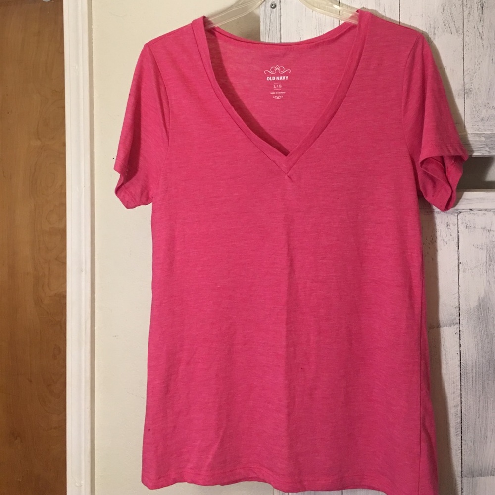 Old Navy V neck 💕