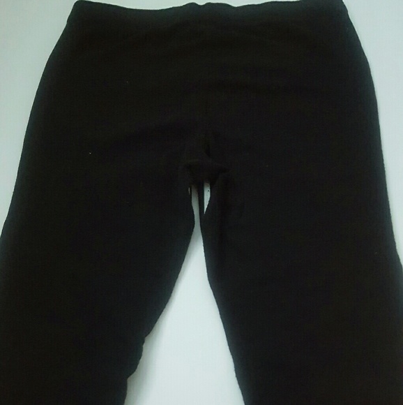 Black and White striped leggings - Picture 2 of 3