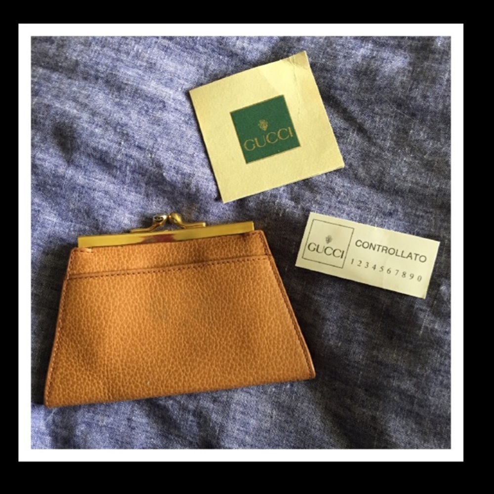 Vintage Gucci Kiss Lock Coin Purse