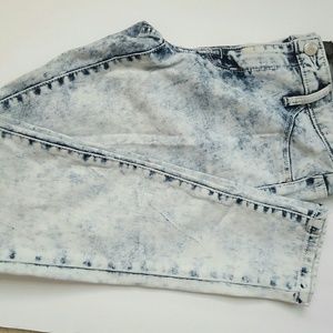 Mossimo Stonewashed Skinny Jeans size 6