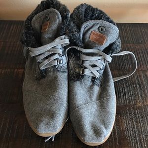 Toms booties