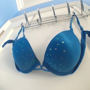 VS - BOMBSHELL (34B) VICTORIA'S SECRET +2 CUPS