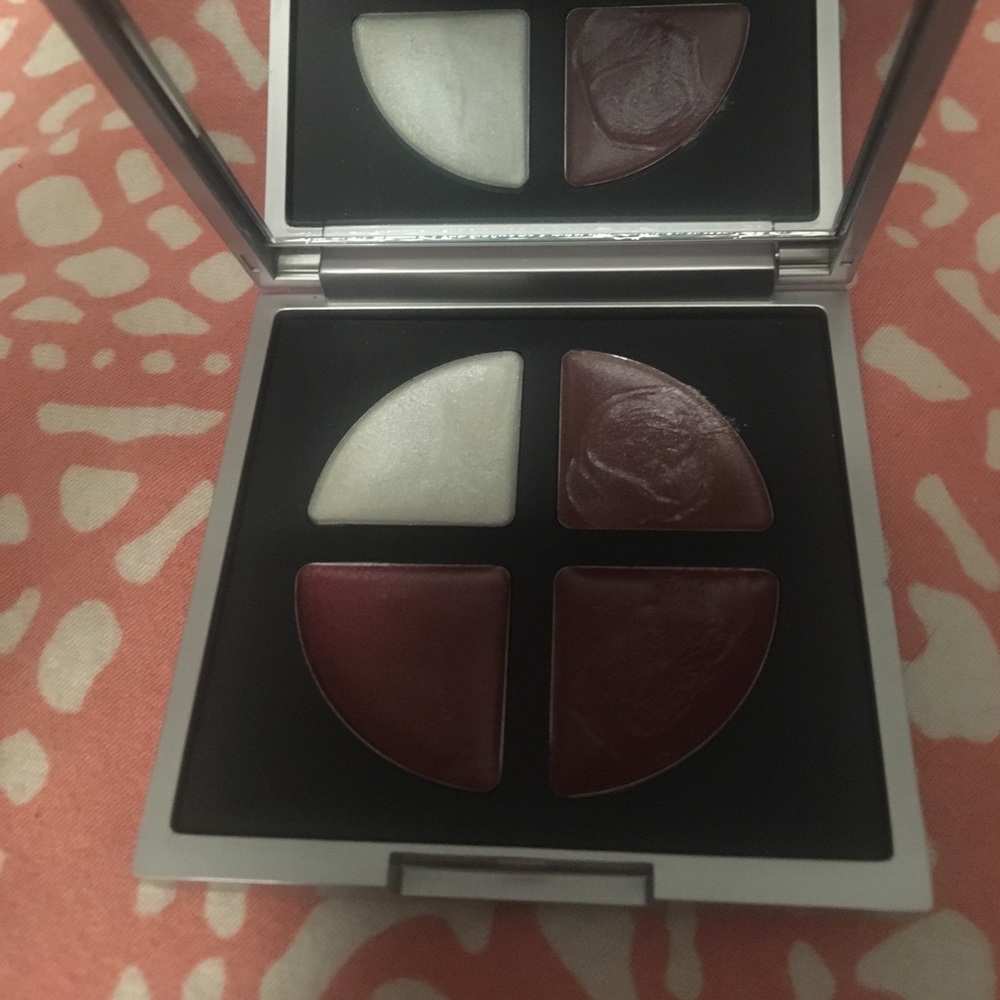 Lipgloss quad pallet
