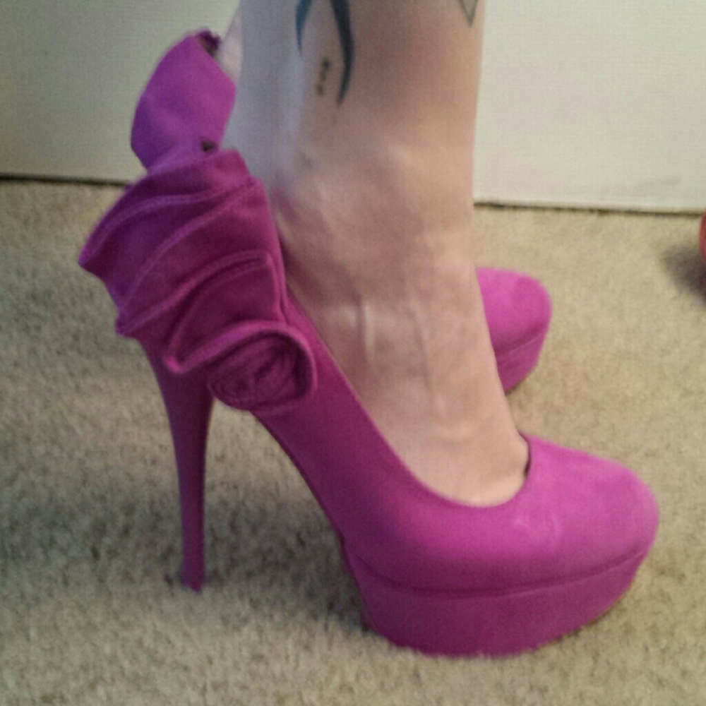 Qupid fuchsia stilettos