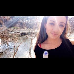 Meet your Posher, Brittney