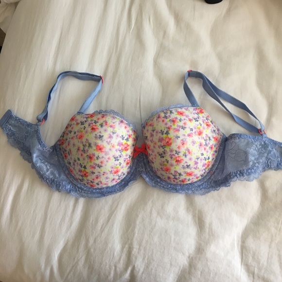 Victoria secret bra - Picture 1 of 1