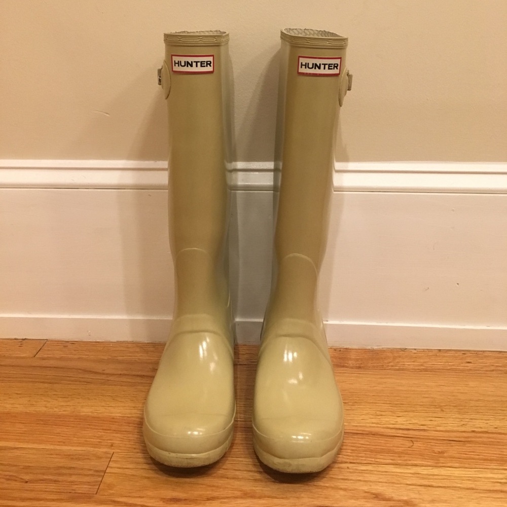 Hunter Rain Boots - Women's Tall Classic