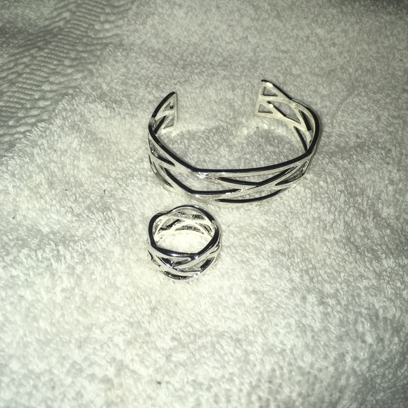 .925 sterling ring bracelet set - Picture 4 of 4