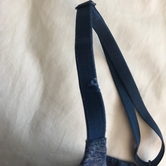 Victoria secret tshirt bra - Picture 2 of 2