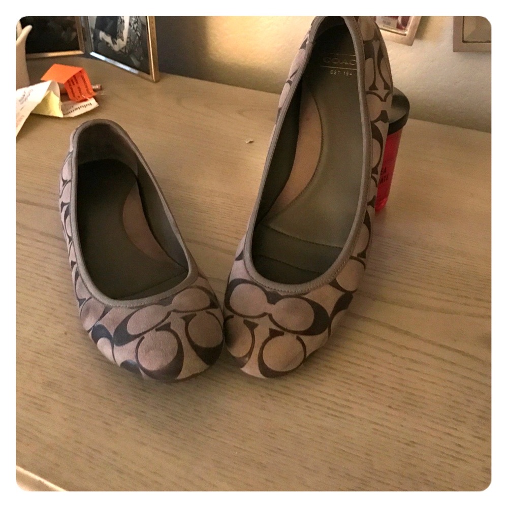 Size 8 coach flats