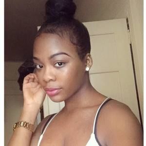 Meet your Posher, Kelsey