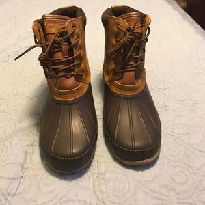Brand new, never worn Tommy Hilfiger duck boots