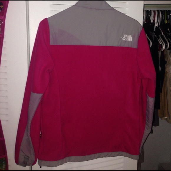 NORTHFACE JACKET - Picture 2 of 4