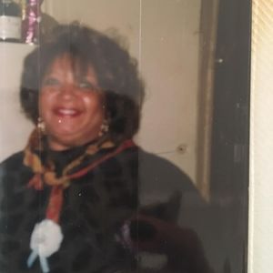 Meet your Posher, Lorraine