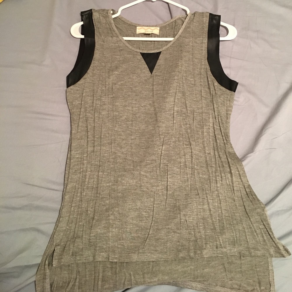 Rayon+spandex gray shirt with black leather