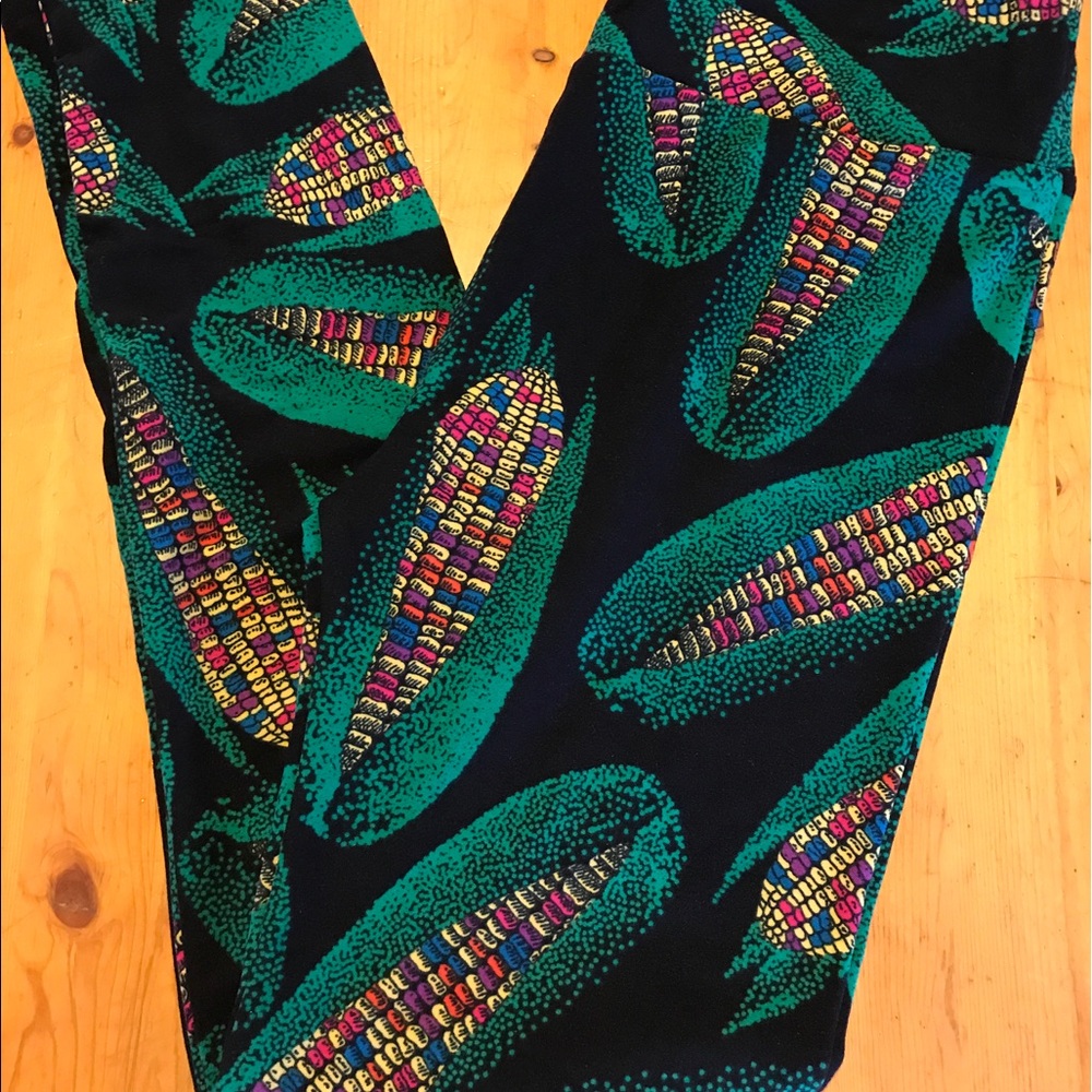 🎉SALE🎉BNWT LULAROE PAINTED CORN 🌽 OS LEGGINGS