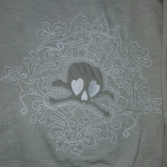 SKULL HOODIE SIZE SMALL SO CUTE - Picture 2 of 3
