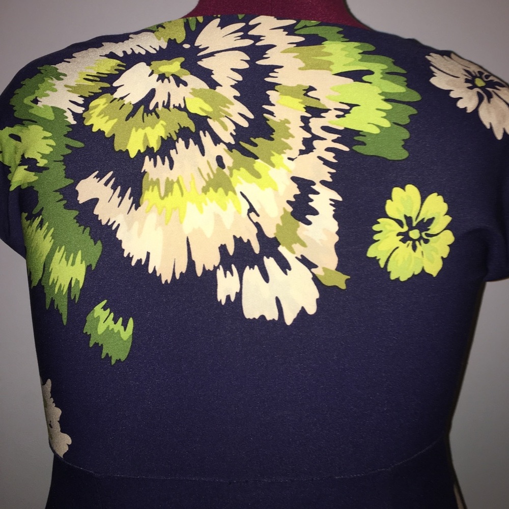 Jones NY Floral Print A-Line Dress size 16 - Picture 7 of 8