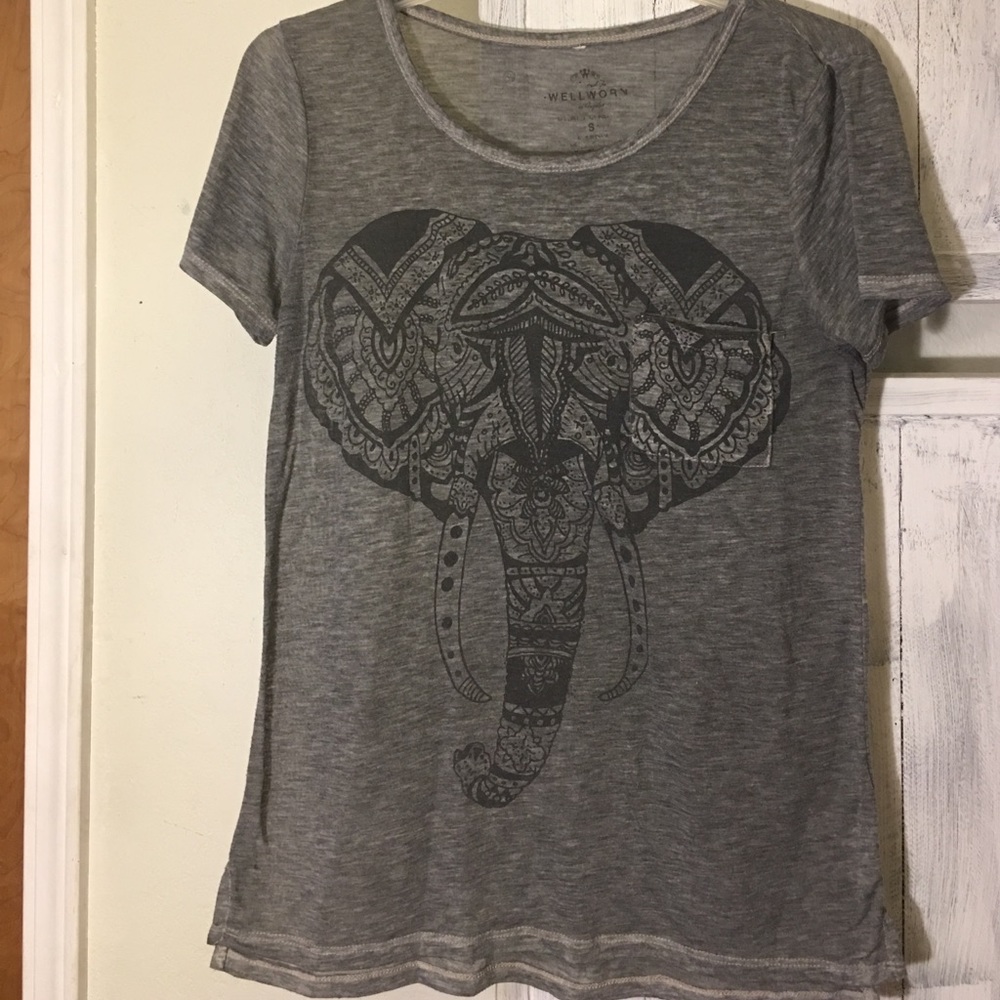 Elephant Tee ✨🐘