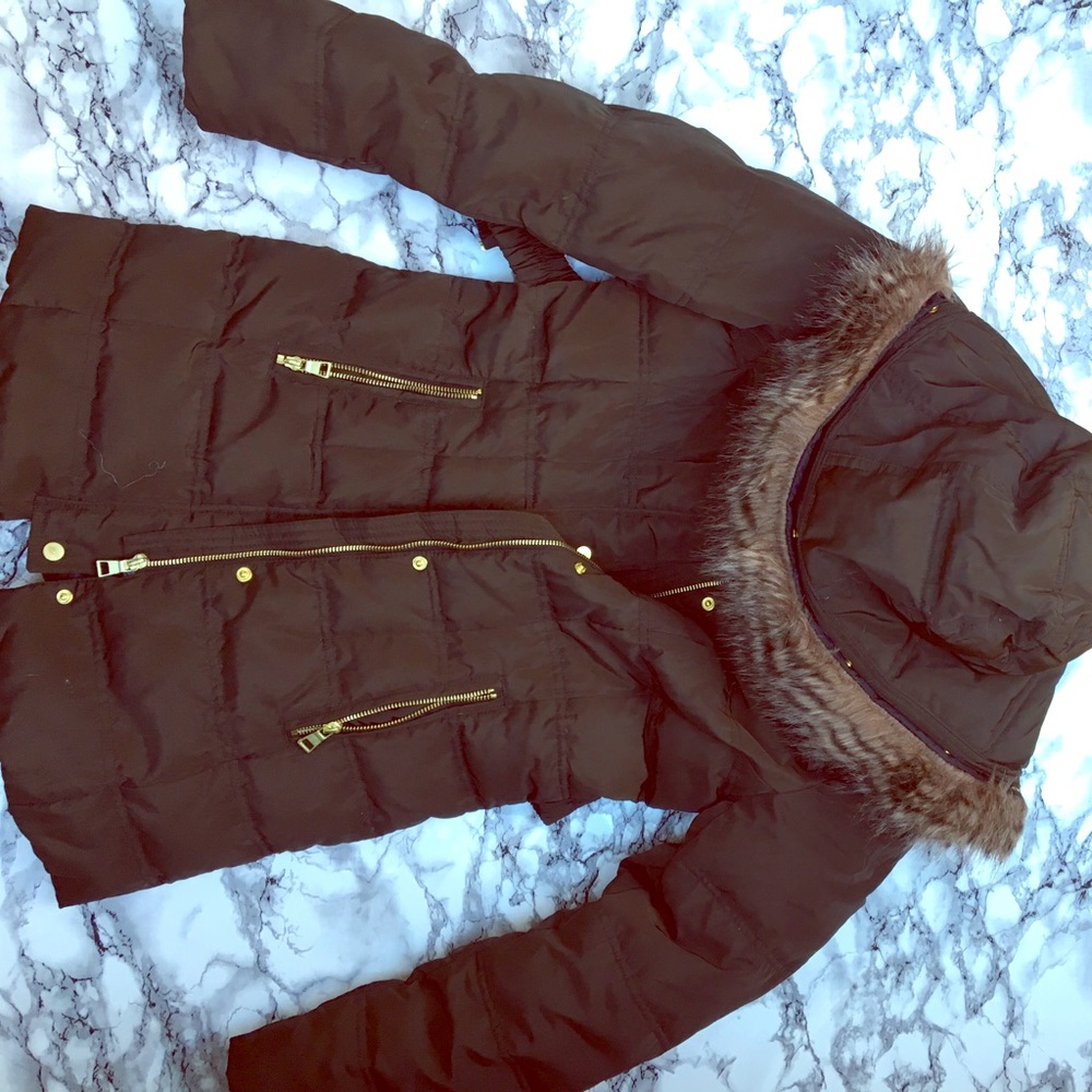 Olive green coat - Picture 1 of 3