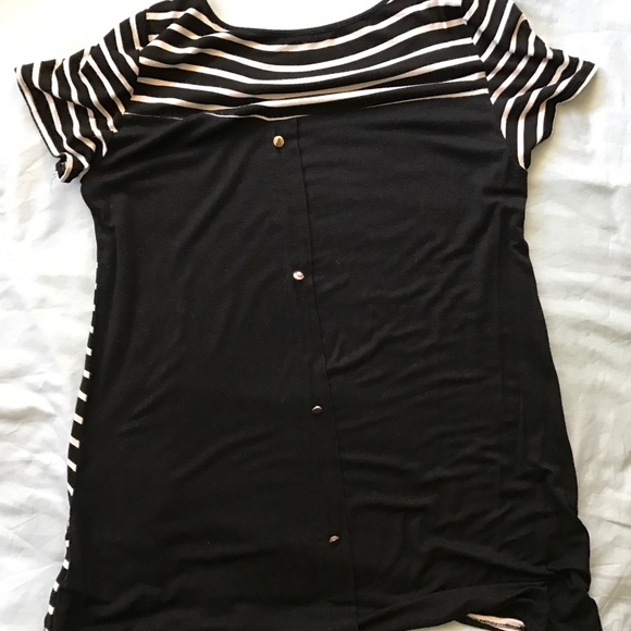 Tshirt - Picture 2 of 2