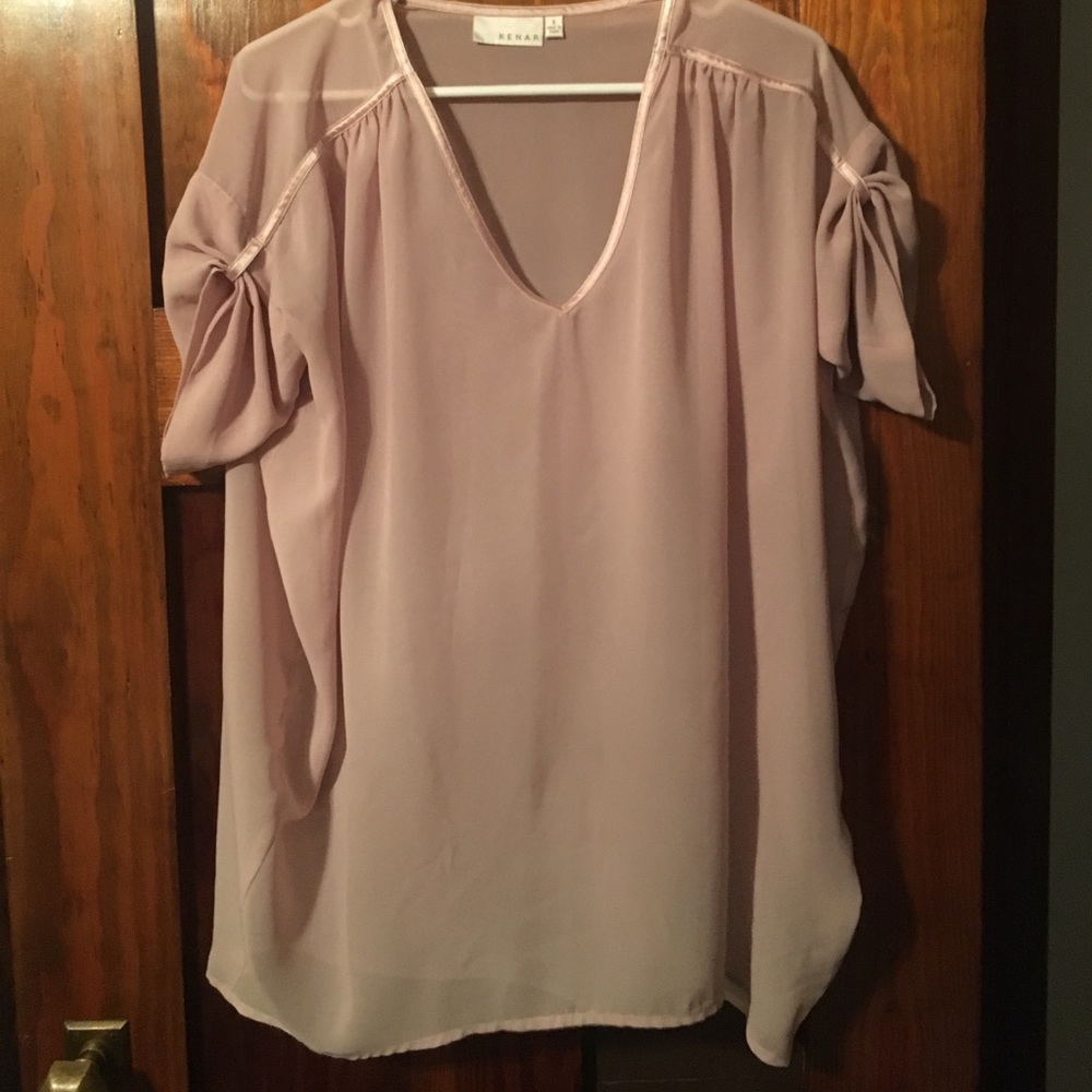 Kenar  vneck tunic size small