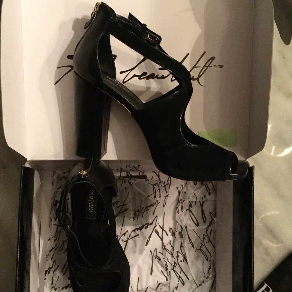 Beautiful WHBM suede heels