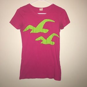 CLOSET CLOSING-Hollister pink tee w/ green graphic