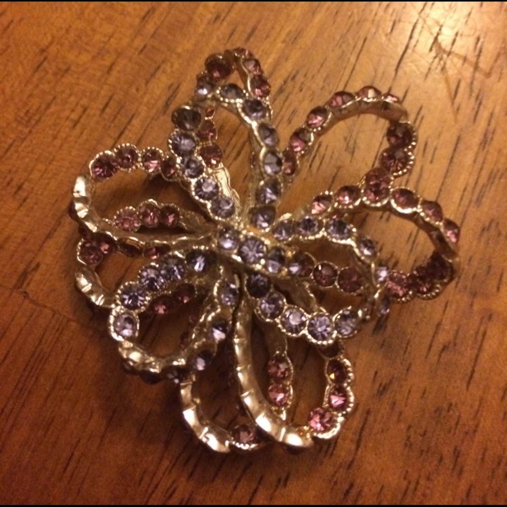 Brooch