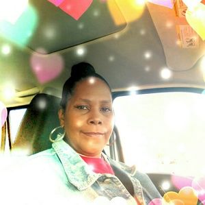 Meet your Posher, Makeba