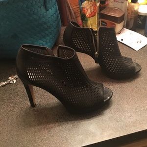 Black peep toe