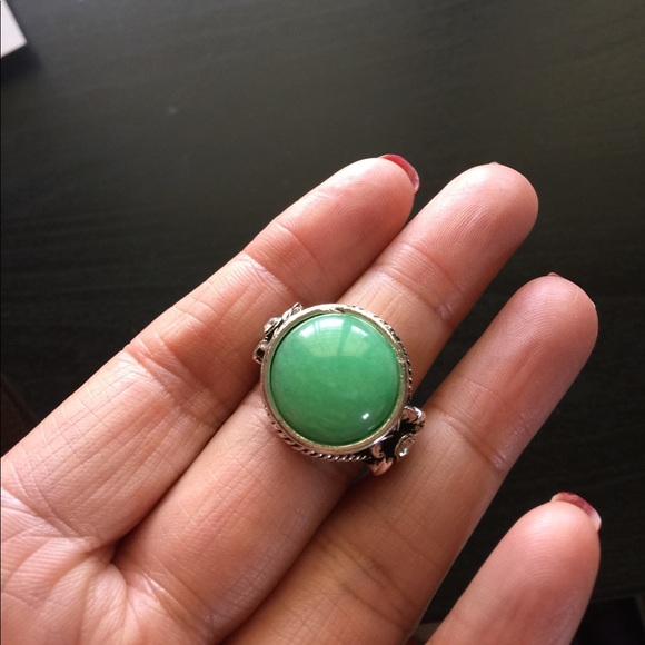 New Jade Ring - Picture 4 of 4