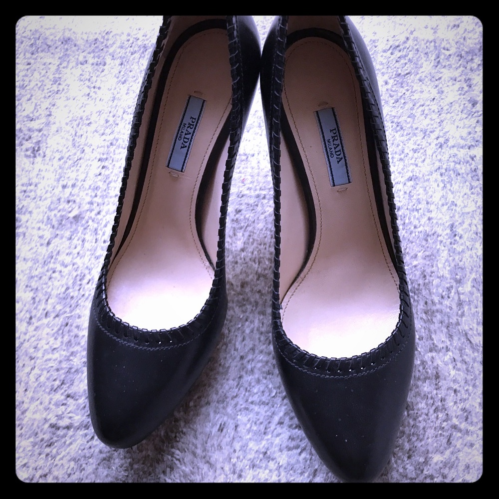 Prada Black Leather Heel 39.5