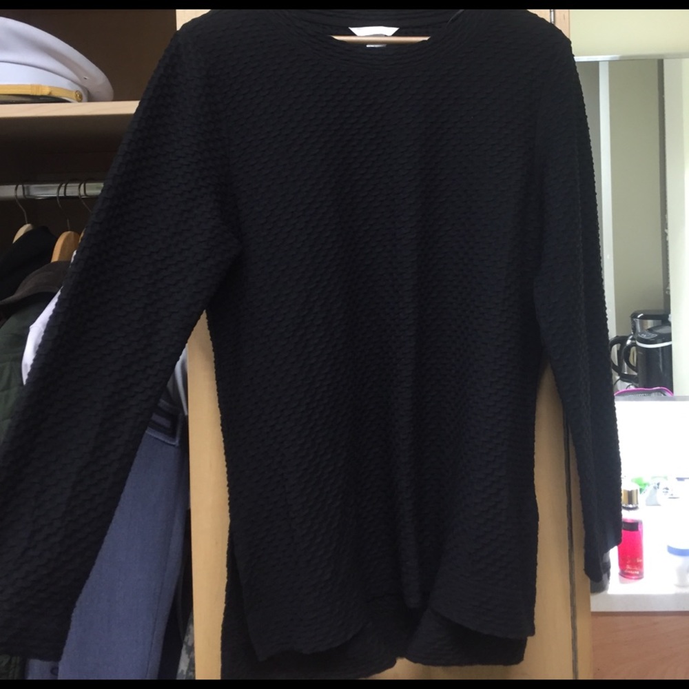 Black textured legging top