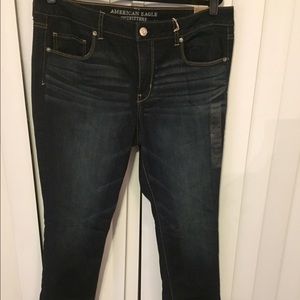BNWT American Eagle Skinny jeans 18