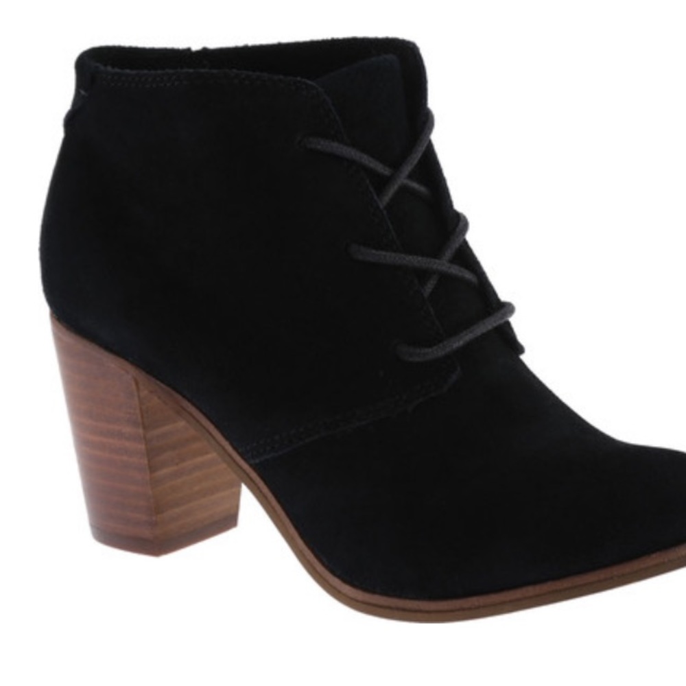 Brand New Toms black suede lunata